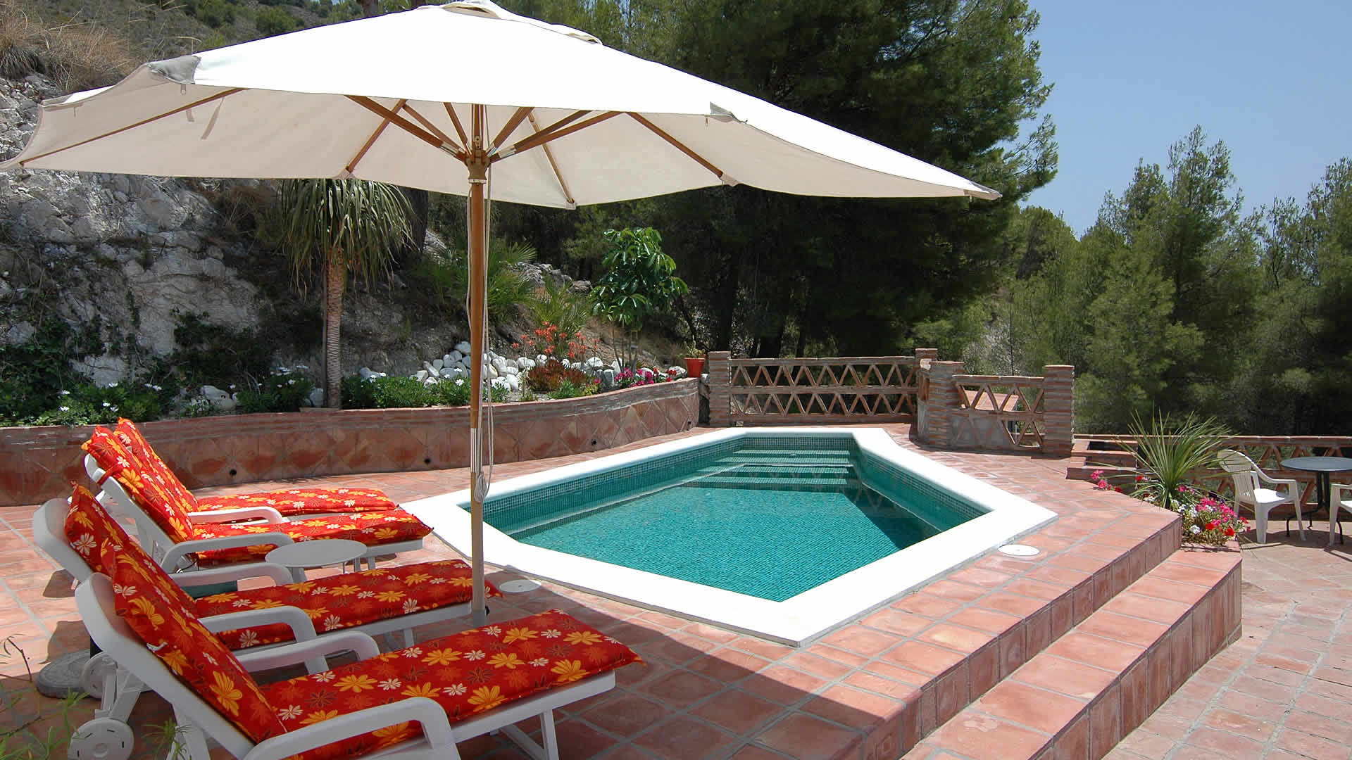 Pool area