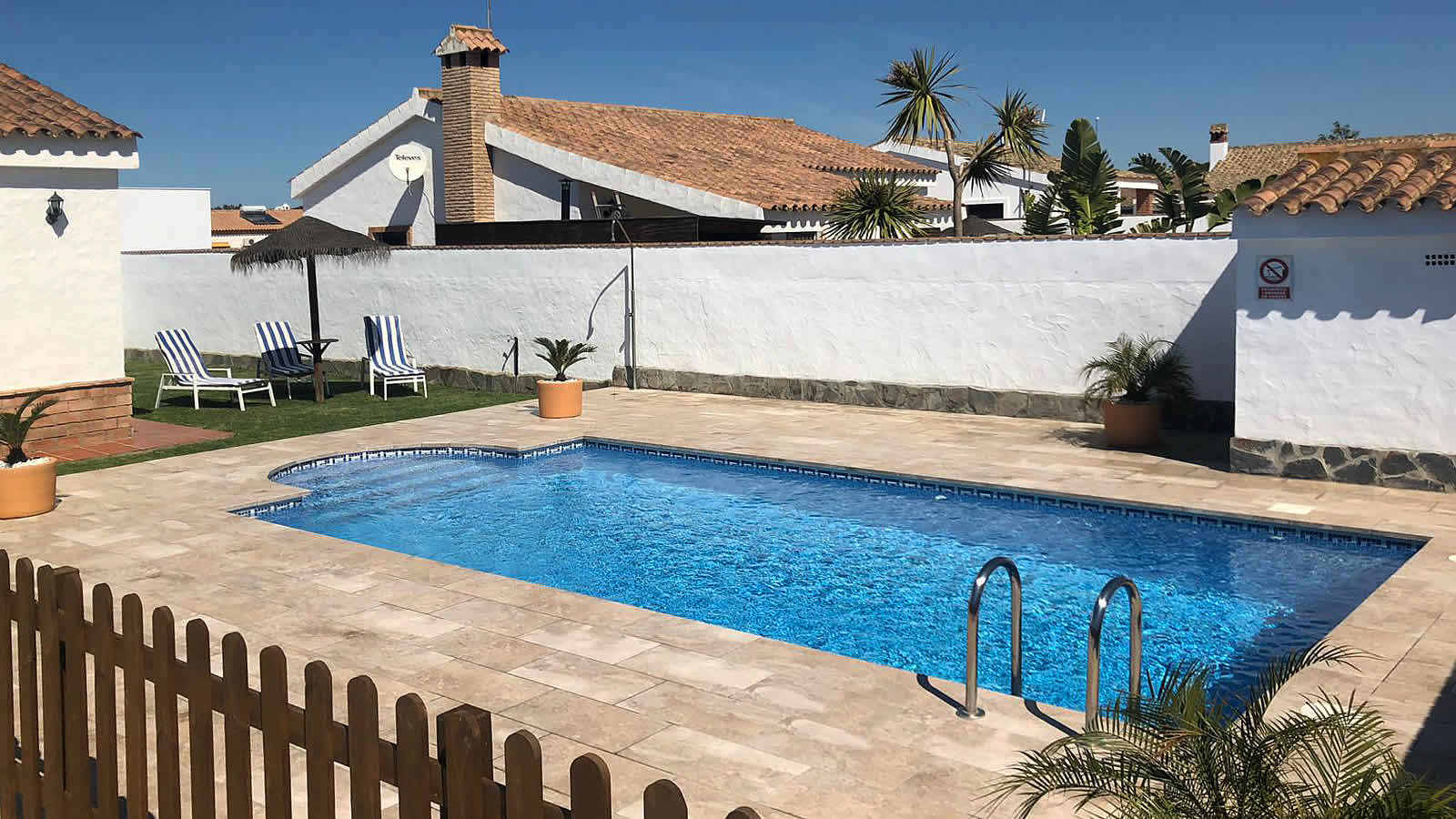 Pool area