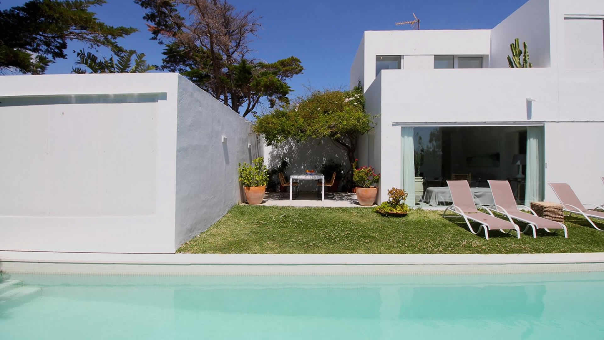 Pool area